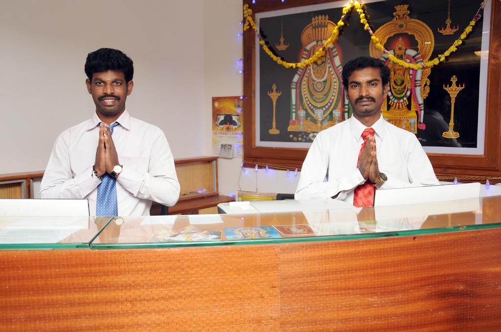 Sri Sarvesha Js Palace Temple View Tiruvannāmalai Екстериор снимка